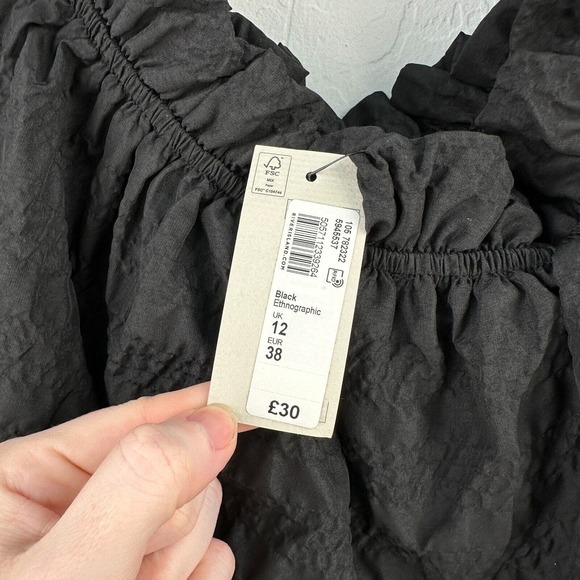 River Island Top Womens 12 Black Off Shoulder Ruffled Neck Short Sleeve NWT - Picture 10 of 10